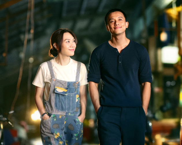Út Lanh (Mỹ Tâm) và Tài (Mai Tài Phến) có mối quan hệ tình cảm được thể hiện qua sự quan tâm, chăm sóc và đồng hành trong phim Tài.