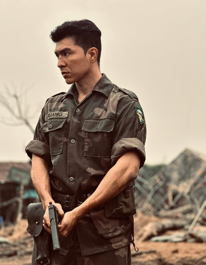 Steven Nguyễn trong Mưa Đỏ.