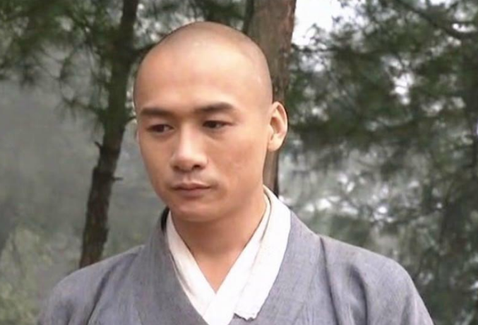 &nbsp;Hư Trúc là người thật thà hiền lành và luôn giữa giới luật.