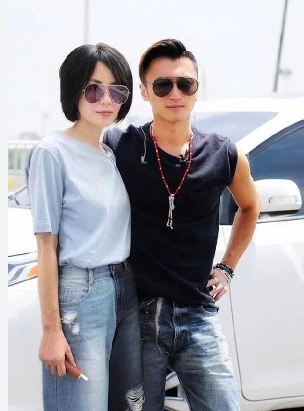 Tạ Đình Phong và Vương Phi.