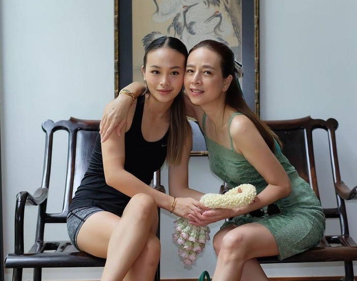 Những khoảnh khắc thân thiết của Madam Pang và 'ái nữ' Prang Nuanwan Phanchet.