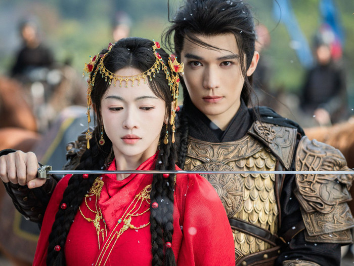 Ngự Đình Dao mang màu sắc quyền mưu với nhân vật trung tâm là Mạnh Đình Huy. Từ một cô gái mồ côi từng được hoàng tử Anh Quả cứu mạng, nàng từng bước vươn lên bằng con đường khoa cử và trở thành nữ Trạng nguyên đầu tiên của triều Đại Ninh. Sau đó, Mạnh Đình Huy đứng đầu Sát Văn viện, chấp nhận mang tiếng gian thần để xử lý tham nhũng và những thế lực quyền thần cũ, đồng thời bảo vệ Anh Quả trước những âm mưu chính trị. Trong quá trình đó, mối quan hệ quân thần giữa họ cũng bị đẩy vào vòng xoáy nguy hiểm. Ngô Cẩn Ngôn và Trần Triết Viễn đảm nhận hai vai chính.