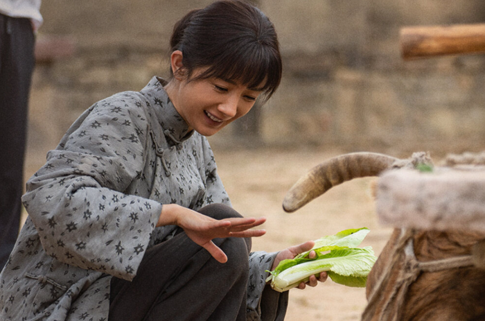 Vai Ninh Tú Tú trong Sinh Vạn Vật được xem là bước chuyển hình ảnh đáng chú ý của Dương Mịch, nhưng chưa giúp cô lọt vào danh sách Thị hậu năm nay. Ảnh: Weibo.