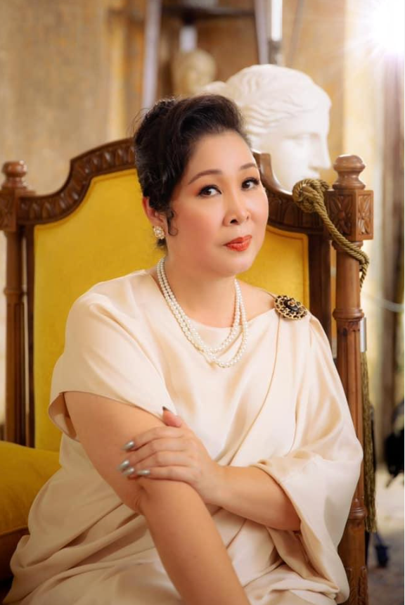 NSND Hồng Vân.