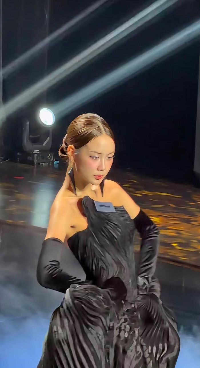 Bảo Ngọc gây ấn tượng tại phần thi Top Model ở Miss World.