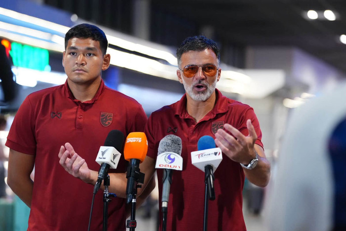Đội tuyển Thái Lan đã trở về nước sau khi khép lại hành trình tại AFF Cup 2026 với vị trí á quân. Thầy trò HLV Anthony Hudson không thể lật ngược thế cờ trước tuyển Việt Nam dù đã có màn trình diễn đầy nỗ lực ở trận chung kết lượt về. Ảnh: FAT