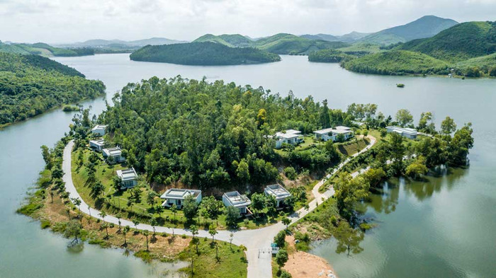 4 địa điểm ở quê nhà bà xã Hồ Văn Cường đẹp hơn khi tiết trời dịu mát Ảnh 4