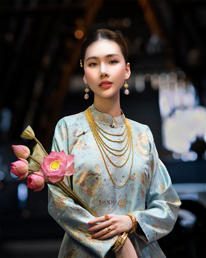 Thông tin Hoa hậu Bùi Quỳnh Hoa lần đầu chạm ngõ điện ảnh khiến nhiều khán giả bất ngờ.
