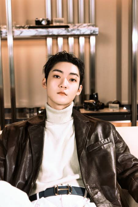 Kevin (THE BOYZ) thẳng thắn nói về mặt tối K-Pop Ảnh 2