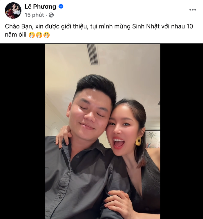 Diễn viên Lê Phương hạnh phúc bên ông xã Phạm Trung Kiên. Ảnh: Chụp màn hình FBNV