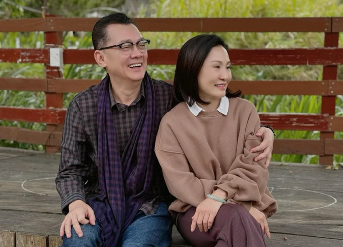 NSƯT Hữu Châu và Hồng Đào.