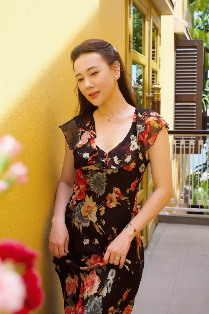 Phương Oanh trở lại với hình ảnh quen thuộc trên mạng xã hội. Ảnh: FBNV