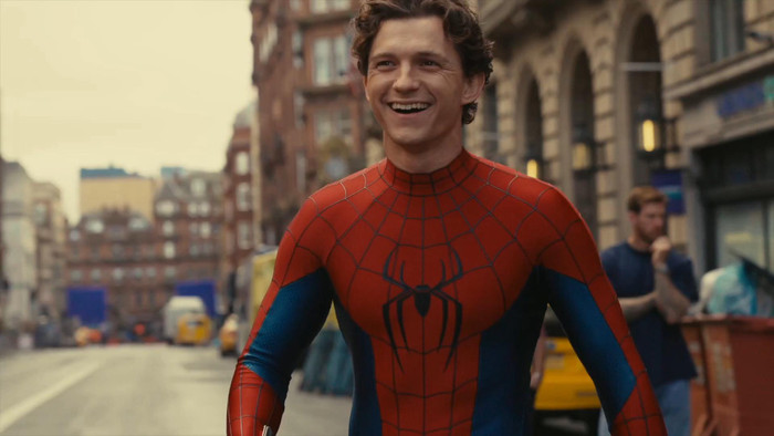 &nbsp;Tom Holland hóa thân thành Người Nhện. Ảnh: Sony Pictures