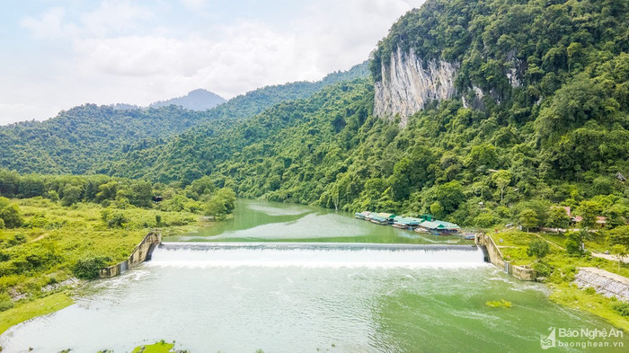Khu du lịch Sinh thái Pha Lài – Sông Giăng nằm trên địa bàn bản Xiềng. Ảnh: báo Nghệ An
