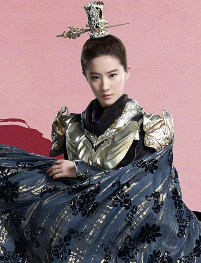 Lưu Diệc Phi với vẻ ngoài giả trai trong bản điện ảnh của 'Tam Sinh Tam Thế: Thập Lý Đào Hoa'