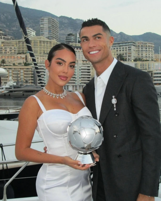 Cristiano Ronaldo và Georgina Rodriguez.