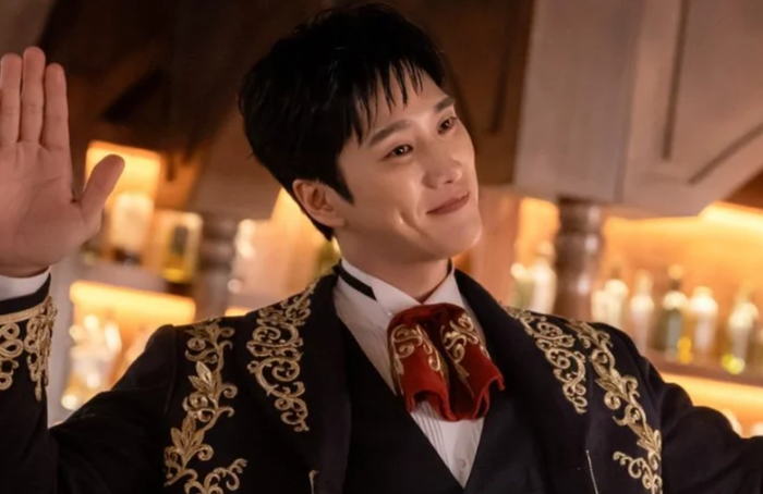 Ahn Bo Hyun tiếp tục đảm nhận vai Jin Yi Soo trong Flex x Cop 2, khi nhân vật bước vào những vụ án có quy mô và mức độ nguy hiểm lớn hơn. Ảnh: NSX