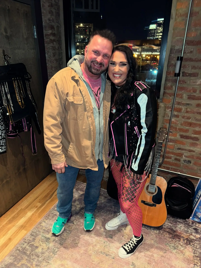 Ngôi sao nhạc đồng quê Garth Brooks và con gái ông - Allie Colleen.
