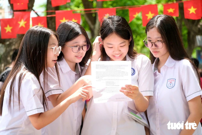 Học sinh tham dự kỳ thi vào lớp 10 công lập tại Hà Nội năm học 2026 - 2027 - Ảnh: NGUYÊN BẢO&nbsp;