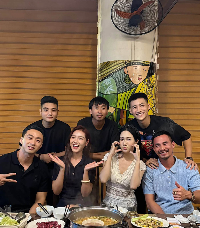 Cái kết bỏ ngỏ của Cương mở ra khả năng nhân vật tiếp tục thâm nhập sâu hơn vào tổ chức Santana nếu Lửa Trắng có phần 2. Ảnh: VTV.