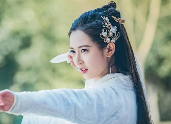 Triệu Mẫn - nữ nhân bước qua khuôn mẫu quen thuộc trong thế giới Kim Dung.