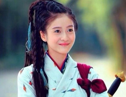 Quách Tương của Trương Tuyết Nghênh ghi điểm với vẻ ngoài tươi sáng, trẻ trung.