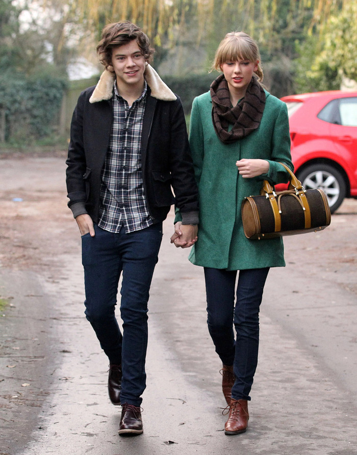 Harry Styles bất ngờ nhắc đến đám cưới của Taylor Swift và Travis Kelce Ảnh 2