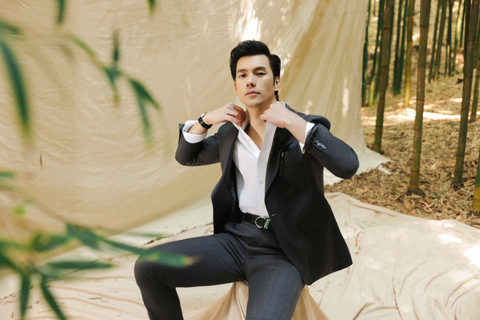 Nhan Phúc Vinh sở hữu 'tài sản' đáng nể về số lượng phim cũng như các giải thưởng về phim mà anh nhận được trong nhiều năm qua.&nbsp;