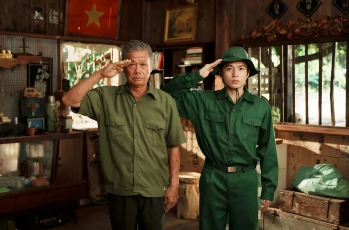 Nghỉ Hè Sợ Nghỉ Hưu của Huỳnh Lập vẫn đang dẫn đầu, tổng doanh thu hiện tại đã đạt hơn 150 tỷ đồng.&nbsp;