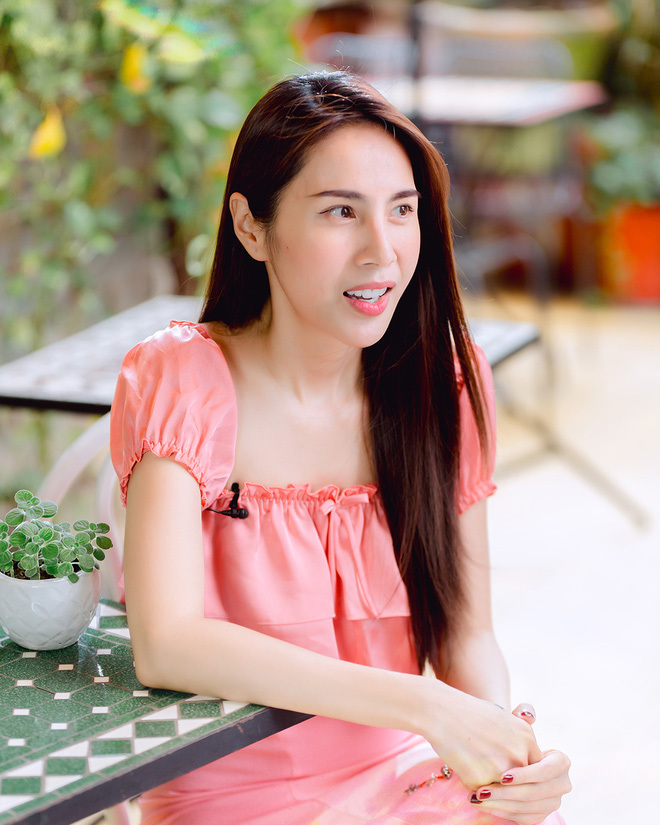 Có thể thấy, sau tất cả, Thủy Tiên đã tìm được một kiểu hạnh phúc mới cho riêng mình.