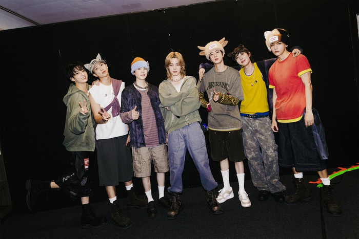 Truyền thông Anh ví sức hút world tour BTS ngang World Cup Ảnh 1