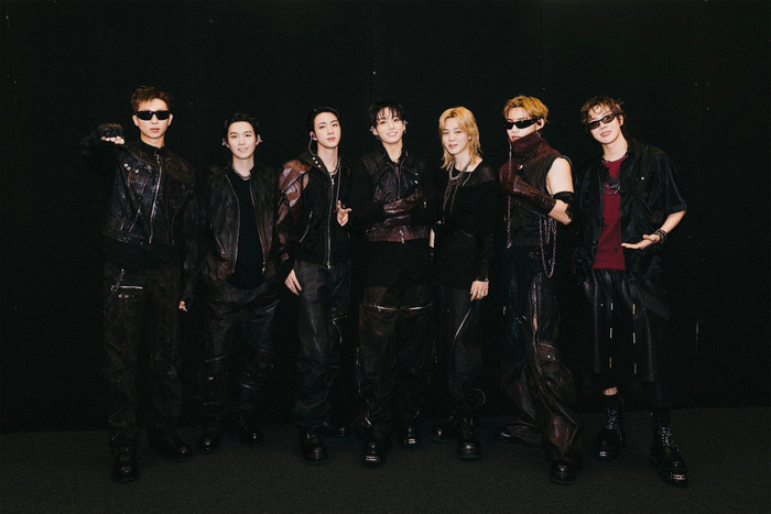 Truyền thông Anh ví sức hút world tour BTS ngang World Cup Ảnh 2