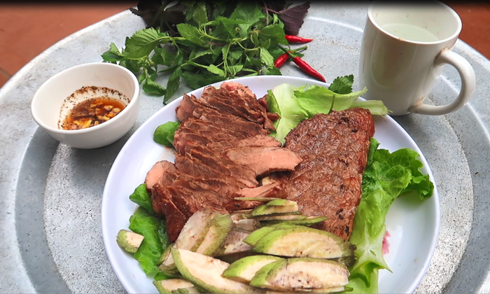 Những đặc sản nhất định phải thưởng thức khi đến thăm quê nhà Hoàng Thùy Linh Ảnh 6