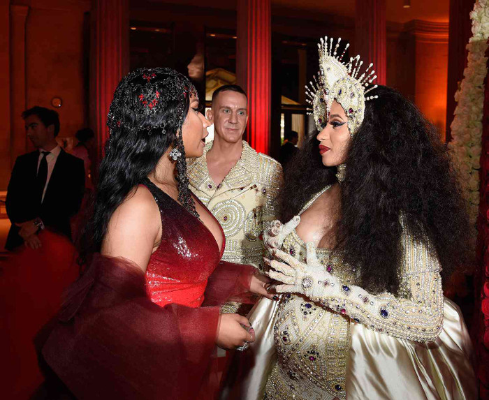 Cardi B chính thức vượt Nicki Minaj, lập kỷ lục chưa nữ rapper nào chạm tới Ảnh 1