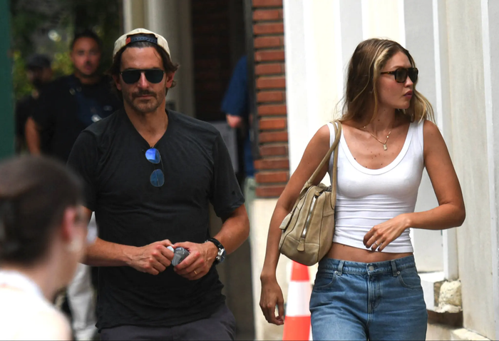 Tài tử Bradley Cooper và siêu mẫu Gigi Hadid trong lần xuất hiện mới đây.