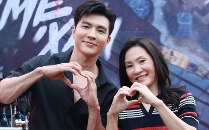 Khoảnh khắc giản dị của Steven Nguyễn và Hồng Đào đã mang đến cho khán giả hình ảnh gần gũi, vui vẻ và đầy thiện cảm.