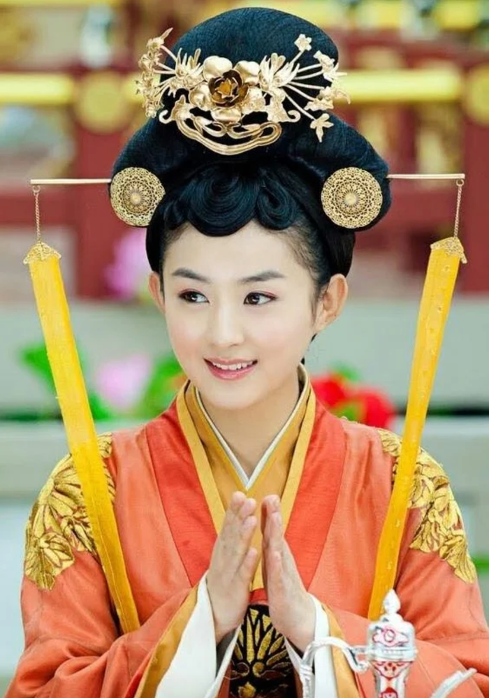Tạo hình Triệu Lệ Dĩnh trong Lục Trinh Truyền Kỳ.