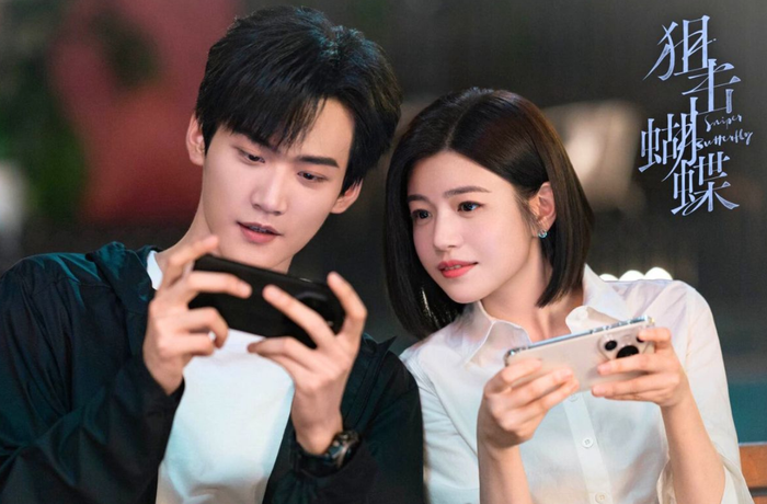 Thư Kích Hồ Điệp mang đến câu chuyện chữa lành ngọt ngào qua mối tình chị em chênh lệch tuổi tác giữa Trần Nghiên Hy và Châu Kha Vũ. Ảnh: NSX