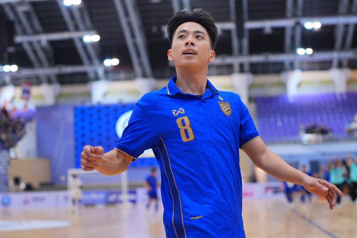 Tối 5/8, tại Nhà thi đấu tỉnh Nonthaburi, đội tuyển futsal Thái Lan hòa tuyển futsal Việt Nam với tỷ số 3-3 ở lượt trận thứ ba Giải futsal Continental Championship 2026. Ảnh : FAT