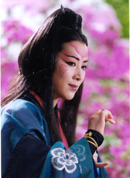 Tình yêu dành cho Dương Liên Đình trở thành điểm yếu khiến Đông Phương Bất Bại đánh mất tất cả.