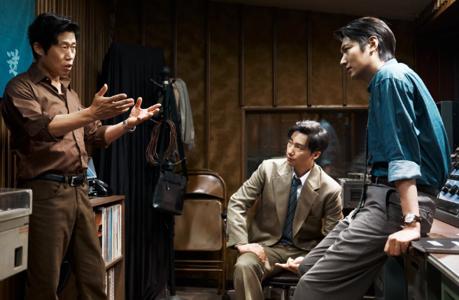 Lee Min Ho cùng Yoo Hae Jin, Park Hae Il tạo nên bộ ba điều tra trong Assassins.
