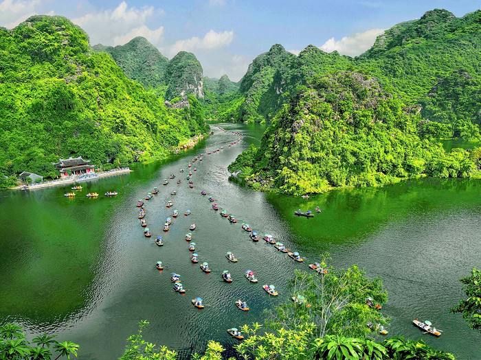 Thiên nhiên Ninh Bình xanh mướt. Ảnh: theo Time Out