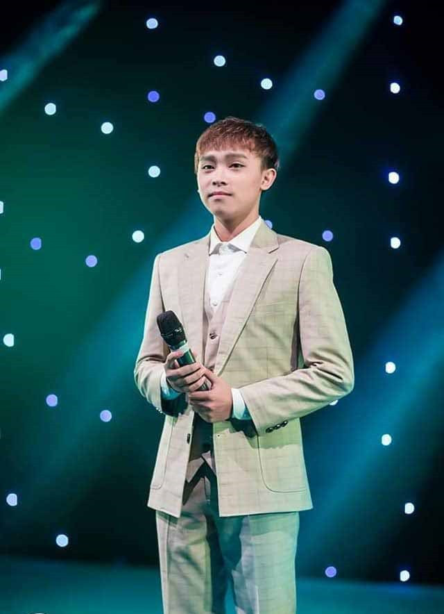 Ca sĩ Hồ Văn Cường quê ở Đồng Tháp.