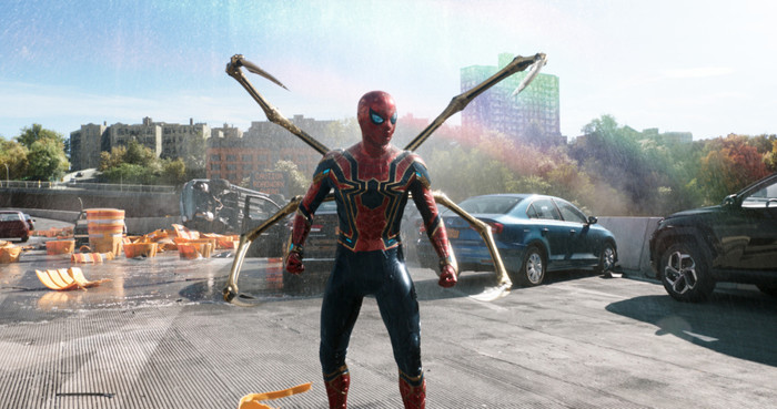 Spider-Man: No Way Home (2021) đạt khoảng 1,911 tỷ USD toàn cầu.