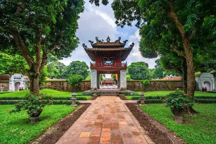 Vẻ đẹp của Văn Miếu Quốc Tử Giám. Ảnh: Shutterstock