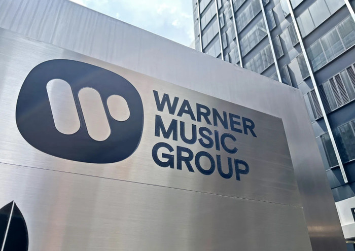 Madonna góp công lớn vào tăng trưởng doanh thu của Warner Music Ảnh 1