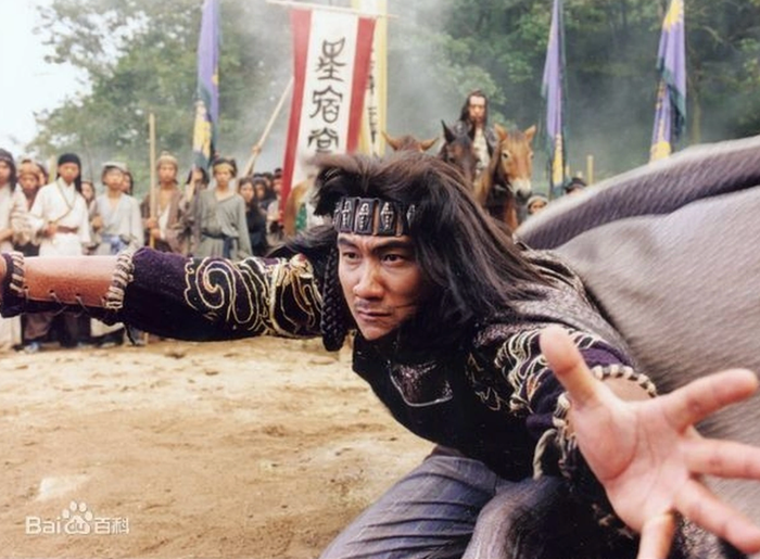 Hồ Quân vào vai Kiều Phong trong 'Thiên long bát bộ' năm 2003.&nbsp;