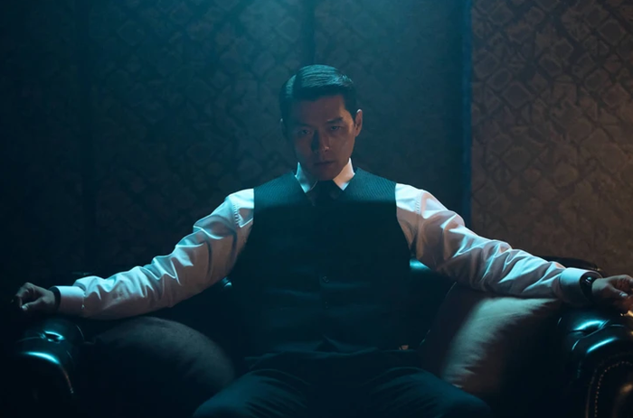 Disney+ hé lộ hình ảnh mới, nhân vật của Hyun Bin trở lại với Made In Korea 2 sau 9 năm. (Ảnh: Disney+)