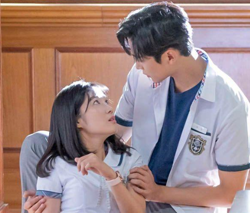 9 diễn viên phim Hàn luôn tạo nên những màn kết hợp ăn ý Ảnh 5