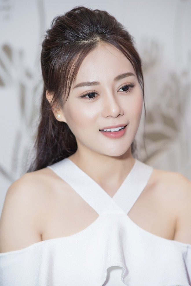 Diễn viên Phương Oanh.